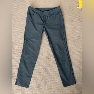 Lululemon ABC Utilitech Pants Iron Blue 35/32